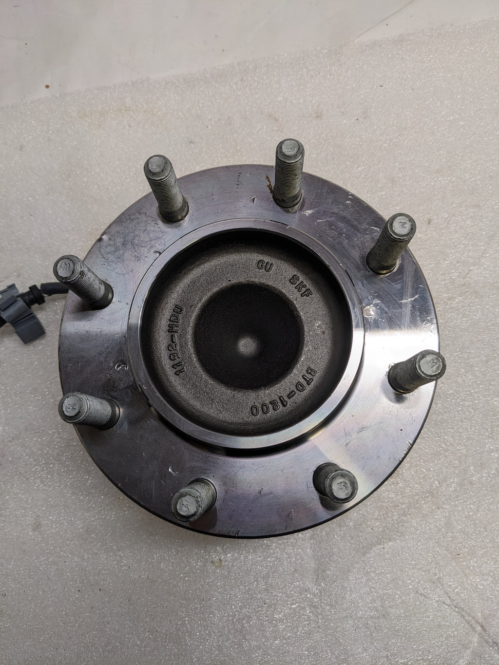 SKF BTD1200 WHEEL BEARING AND HUB ASSEMBLY #6 NEW R11TB