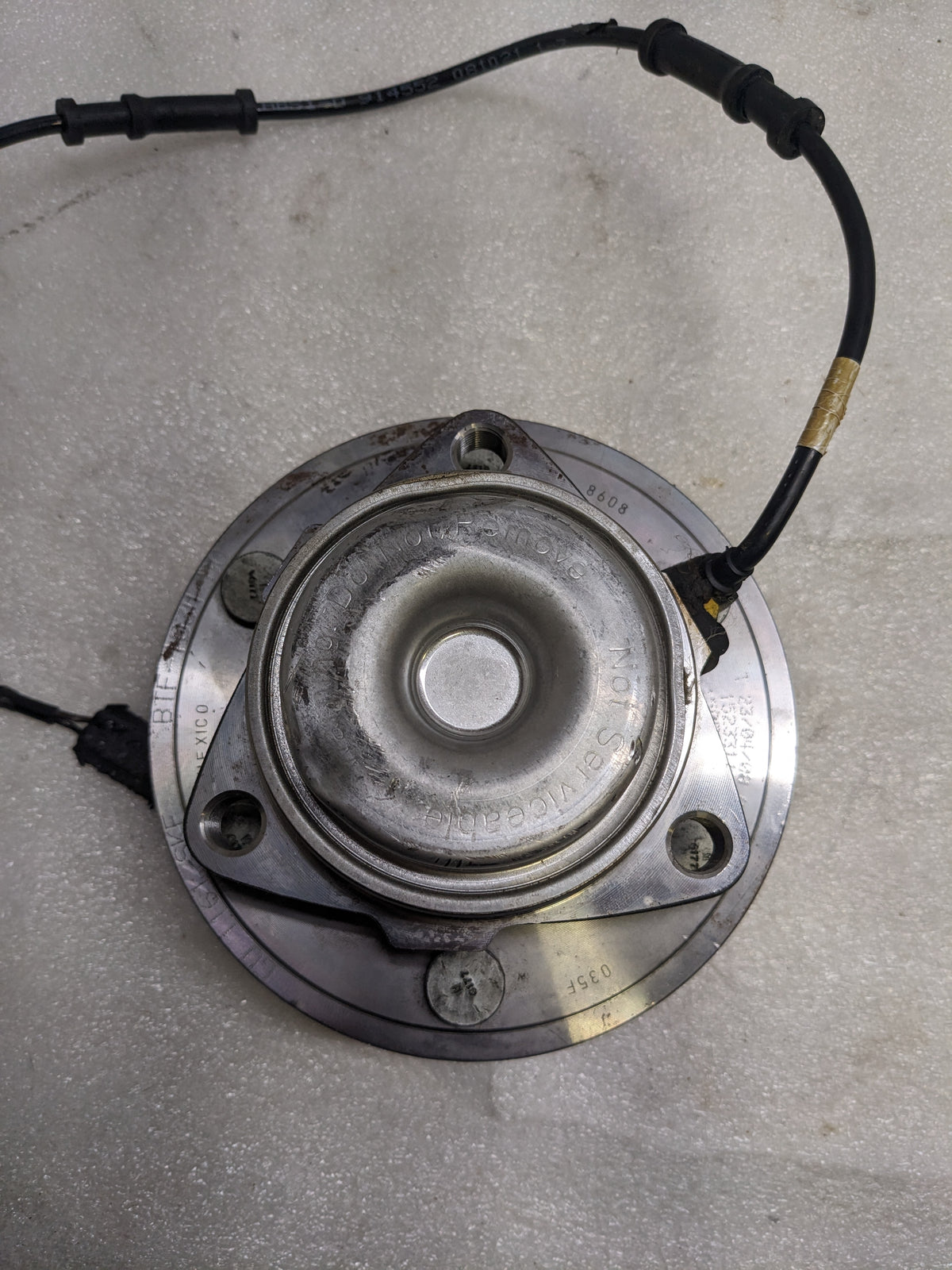 CONNECTOR DAMAGED SKF BTF-1034 AXLE BEARING AND HUB ASSEMBLY FOR CADILLAC/CHEVROLET/GMC NEW R11TA