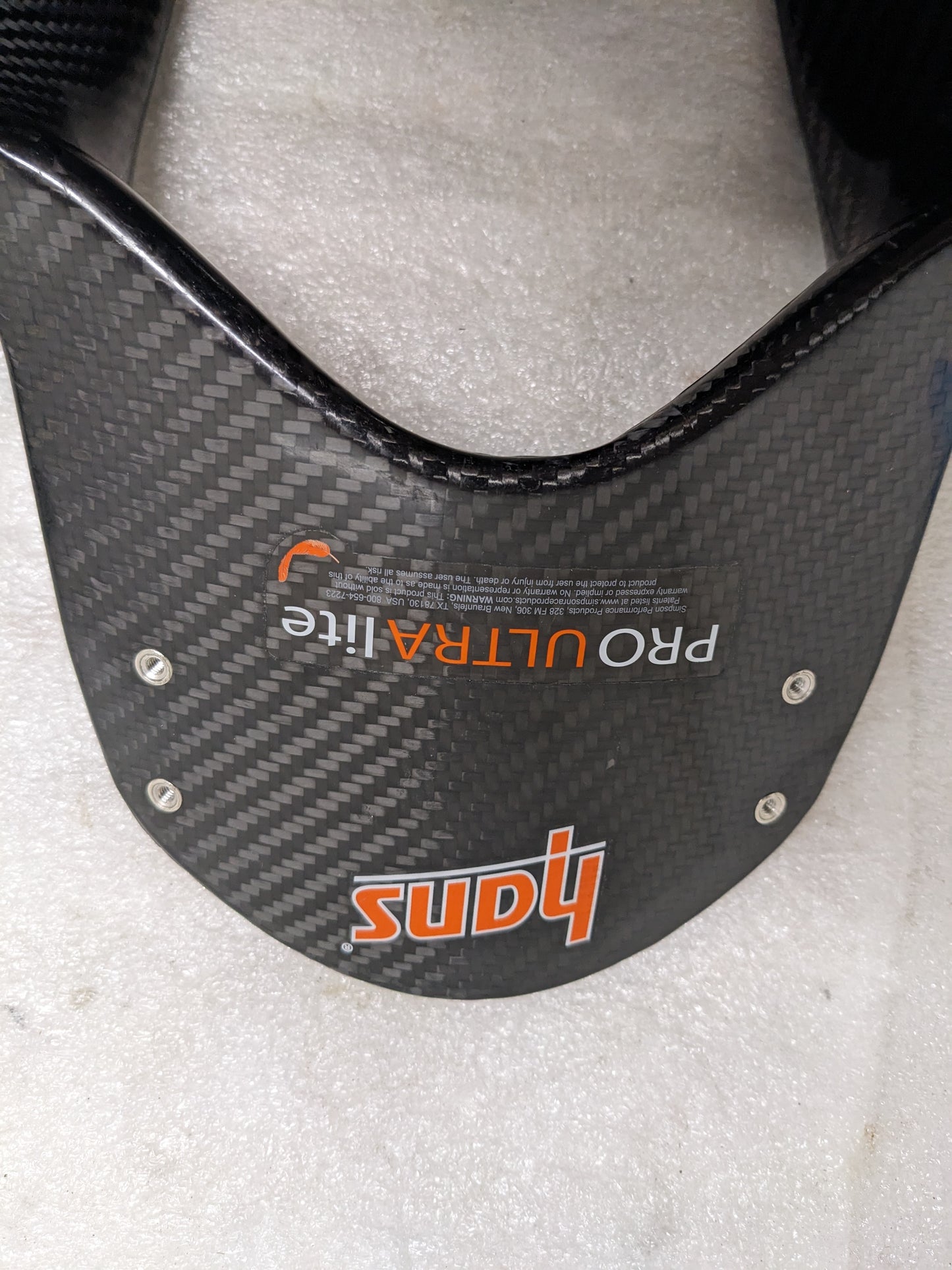 HANS DK1423631FIASFI PRO ULTRA LITE HEAD RESTRAINT MEDIUM 20 DEGREES NEW SR