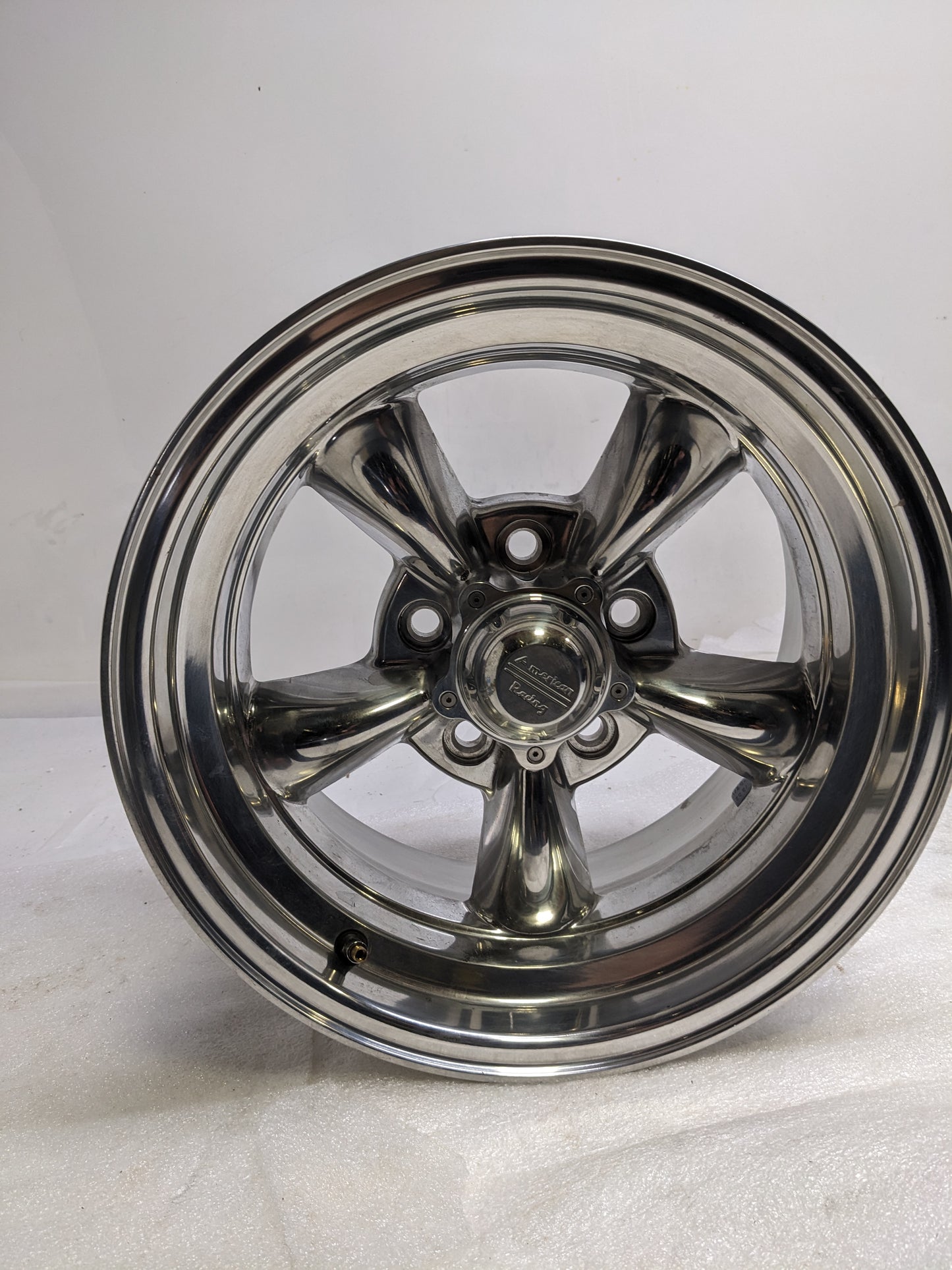 AMERICAN RACING VN6155863 VN615 15X8 5X120.65 00MM OFFSET CHROME WHEEL NEW B2