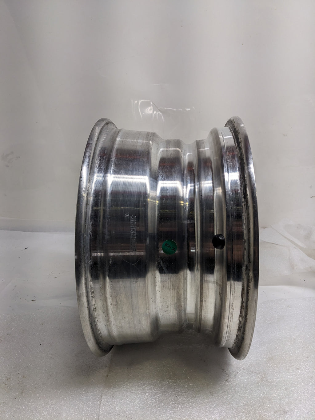 AMERICAN RACING VN6155863 VN615 15X8 5X120.65 00MM OFFSET CHROME WHEEL NEW B2