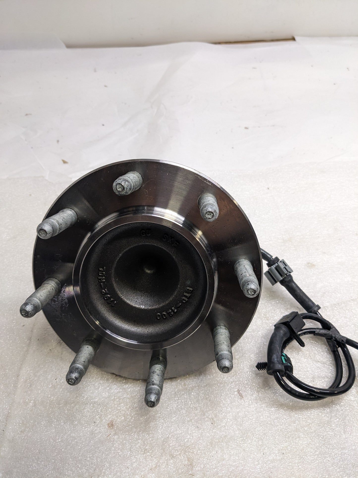 SKF BTD1200 WHEEL BEARING AND HUB ASSEMBLY #7 NEW R4
