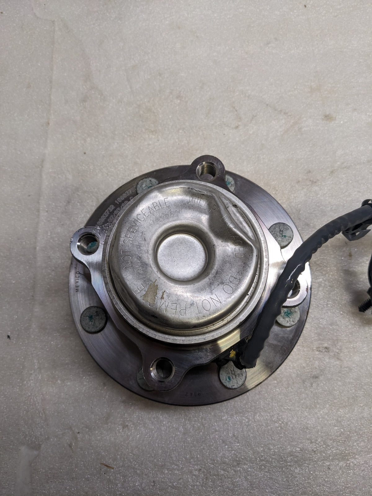 SKF BTD1200 WHEEL BEARING AND HUB ASSEMBLY #7 NEW R4