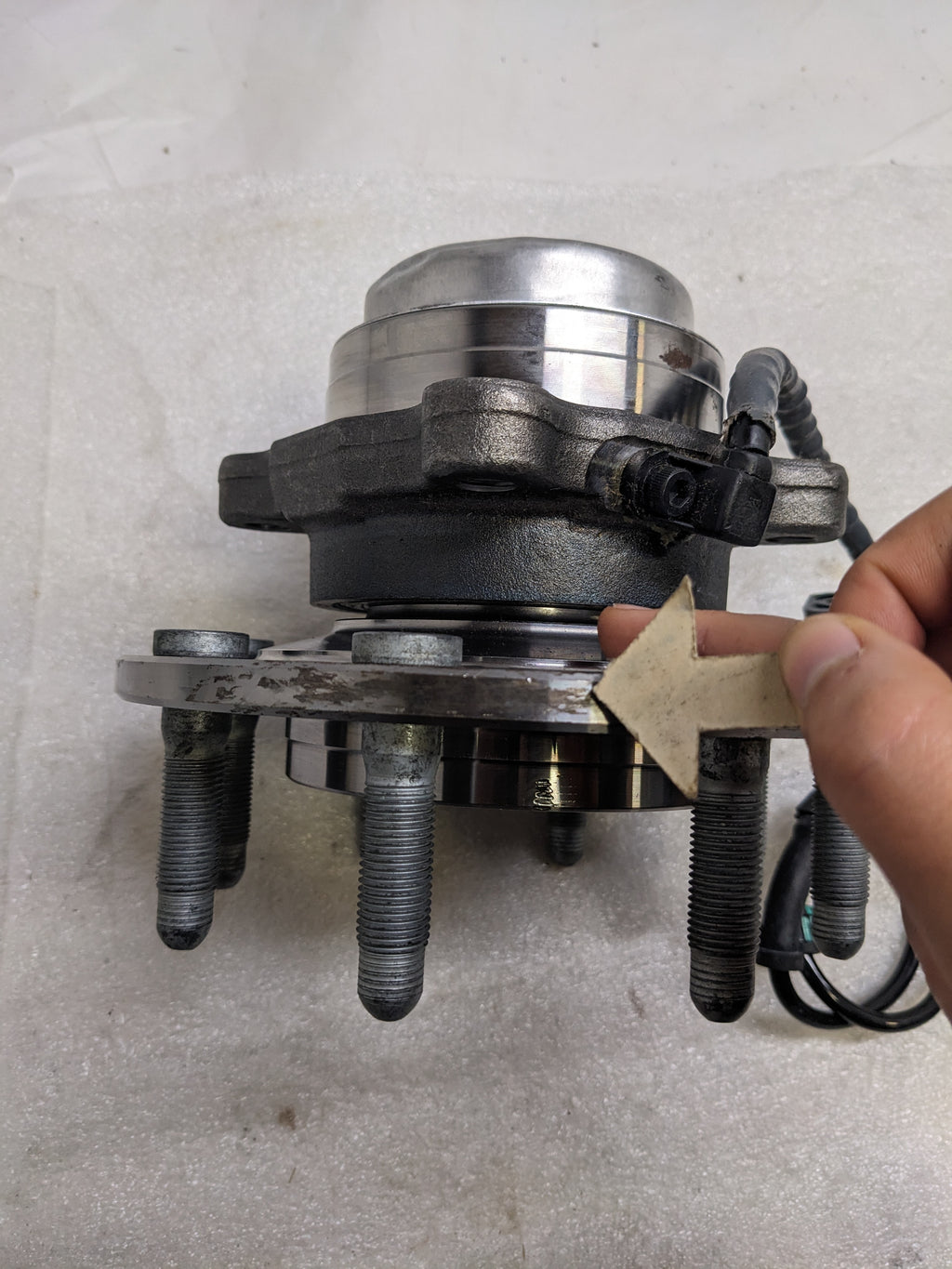 SKF BTD1200 WHEEL BEARING AND HUB ASSEMBLY #7 NEW R4
