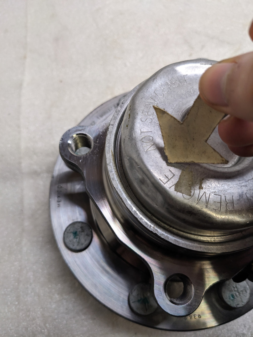SKF BTD1200 WHEEL BEARING AND HUB ASSEMBLY #7 NEW R4