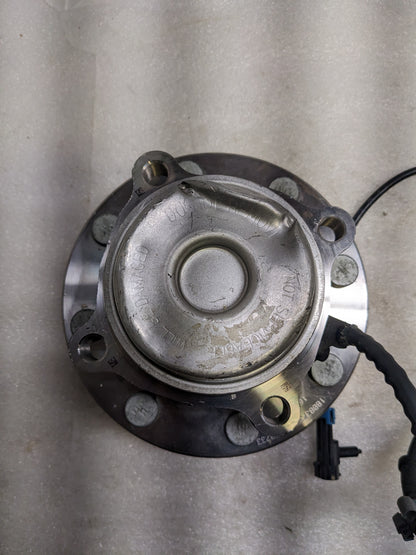 SKF BTD1200 WHEEL BEARING AND HUB ASSEMBLY #8 NEW R4