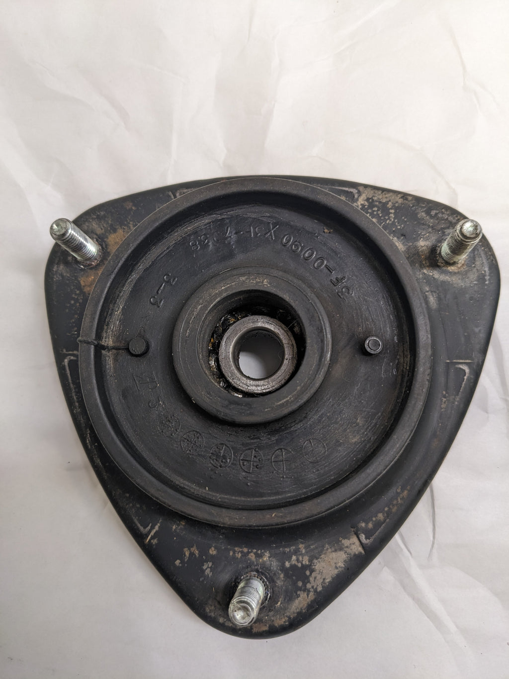 SUBARU FRONT SUSPENSION STRUT MOUNT NEW PAIR R4TB