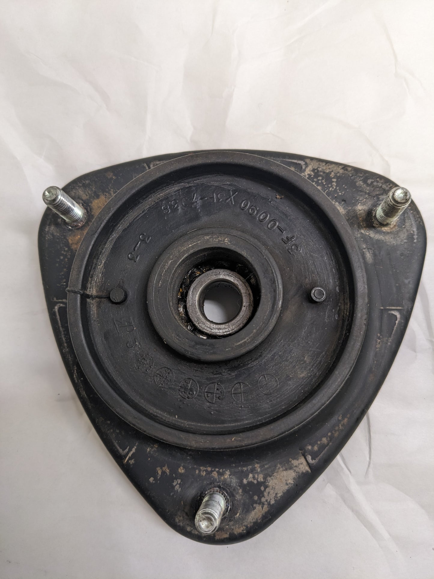 SUBARU FRONT SUSPENSION STRUT MOUNT NEW PAIR R4TB