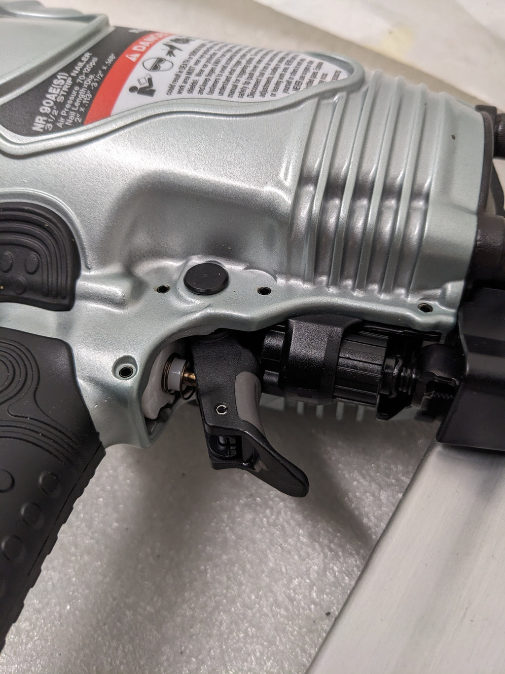 METABO HPT PNEUMATIC FRAMING NAILER 3-1/2" 21 DEG NR90AES1