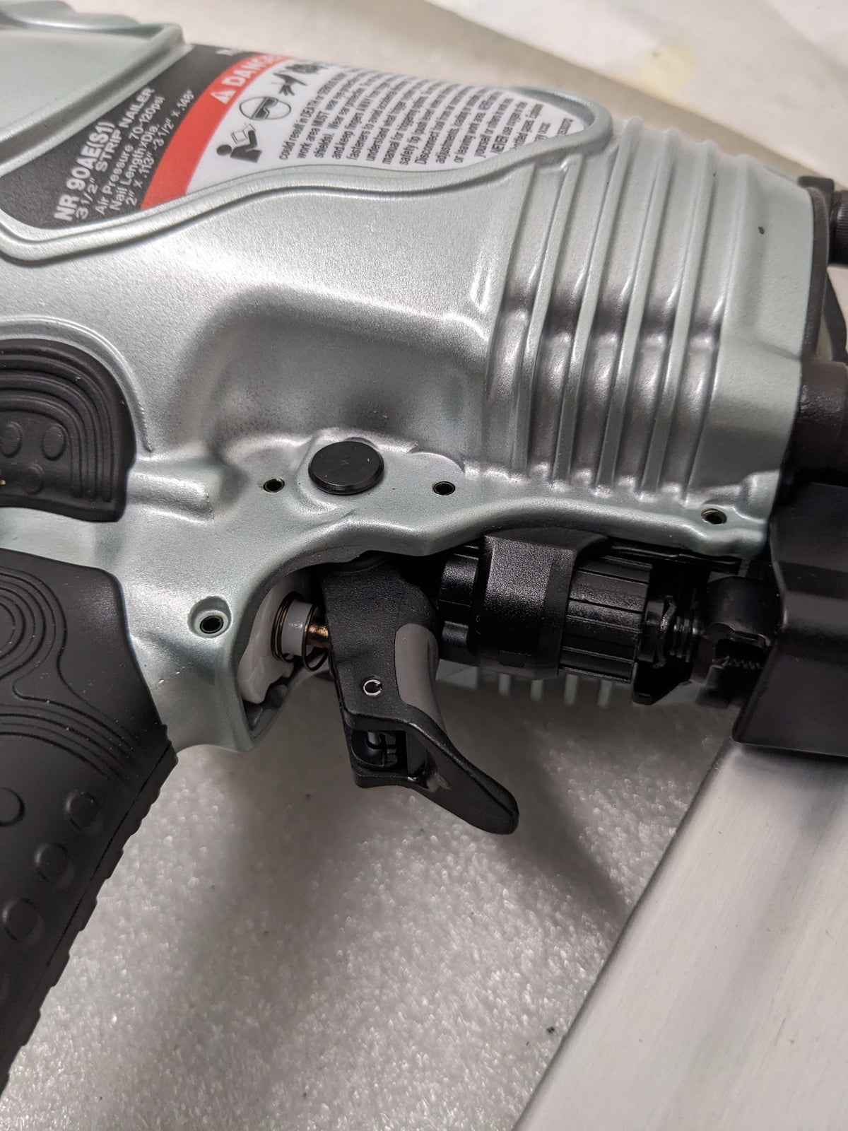 METABO HPT PNEUMATIC FRAMING NAILER 3-1/2" 21 DEG NR90AES1