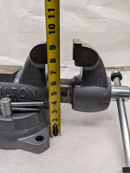 WILTON 28831 BENCH VISE 400 W/ SWIVEL BASE 4" JAW WIDTH 6-1/2" OPEN CAP NEW H1