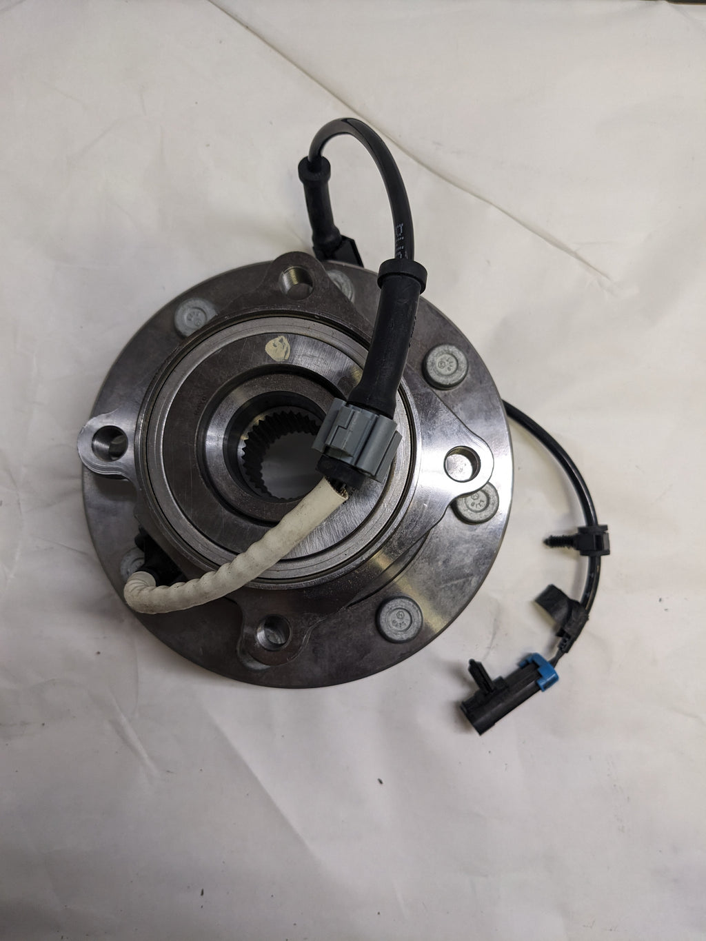 NTN WE61313 WHEEL BEARING AND HUB ASSEMBLY 33 SPLINES FOR 2001-2006 CHEVROLET SILVERADO 3500 NEW R14