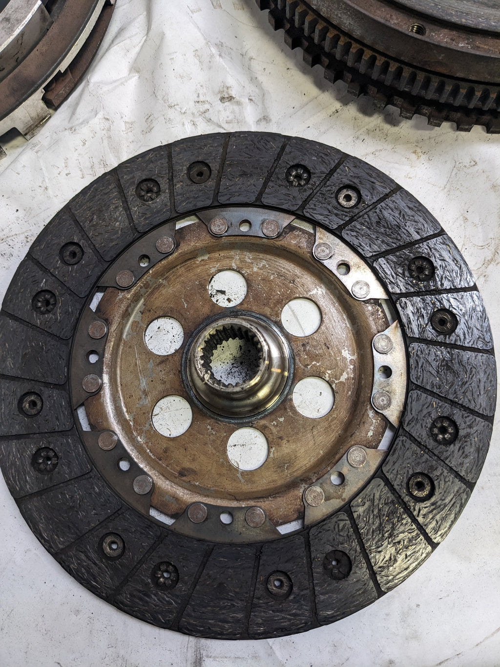 SACHS 96411602803 CLUTH KIT AND FLYWHEEL FOR 1994-1998 PORSCHE 911/996/964 USED R26