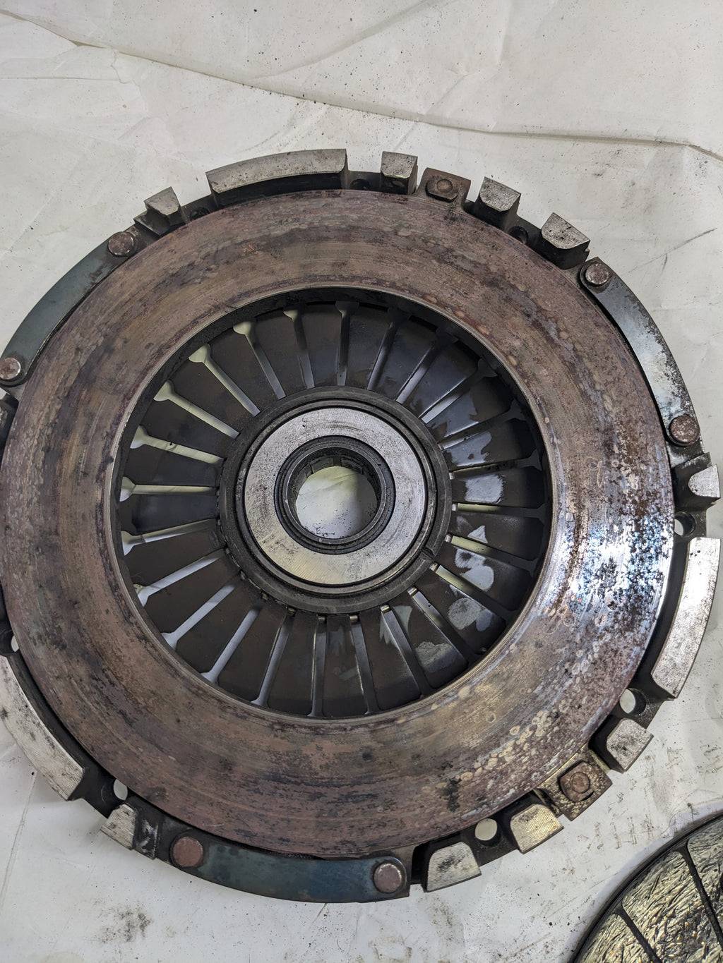 SACHS 96411602803 CLUTH KIT AND FLYWHEEL FOR 1994-1998 PORSCHE 911/996/964 USED R26