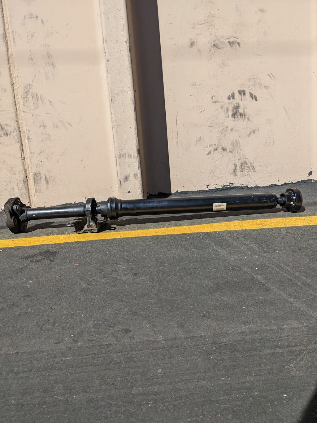 VOLKSWAGEN 7L0521102G REAR DRIVE SHAFT ASSEMBLY FOR 2003-2010 CAYENNE/VOLKSWAGEN TOUAREG NEW SR
