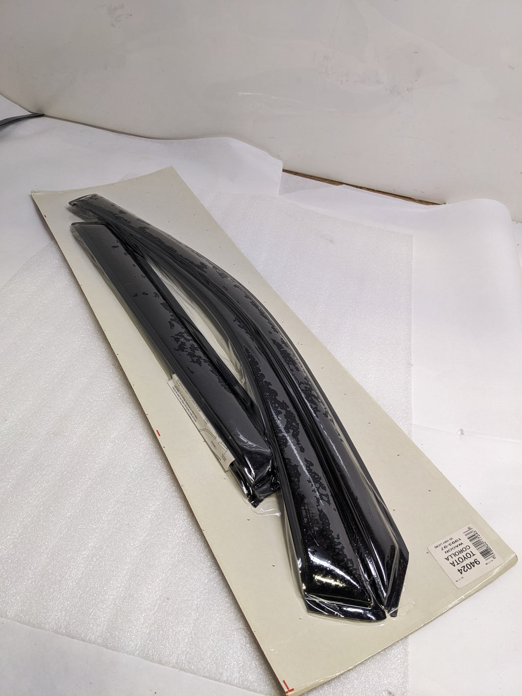 AUTO VENTSHADE 94024 SMOKE SIDE WINDOW DEFLECTOR FOR TOYOTA COROLLA 1993-1997 NEW SR