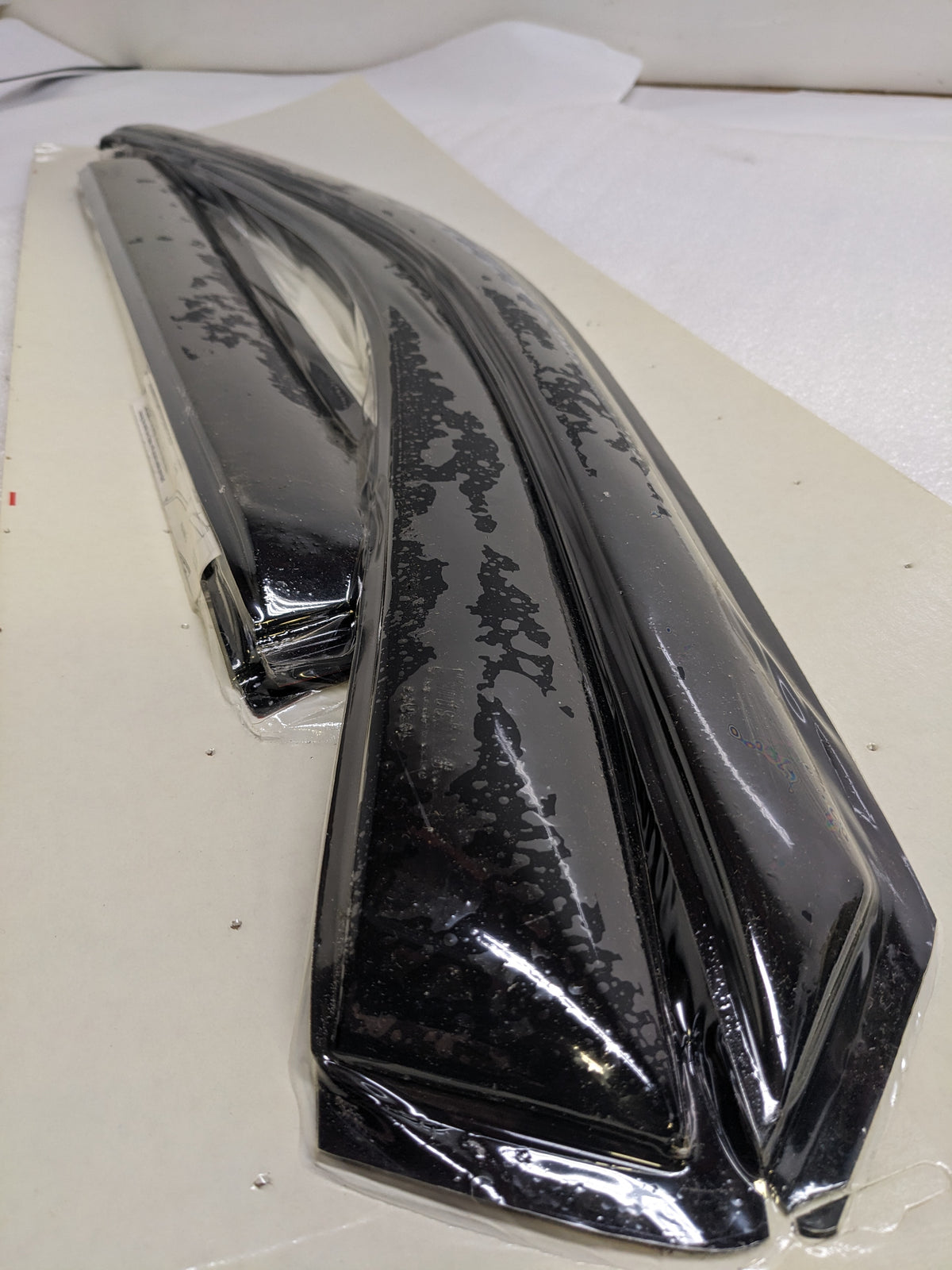 AUTO VENTSHADE 94024 SMOKE SIDE WINDOW DEFLECTOR FOR TOYOTA COROLLA 1993-1997 NEW SR
