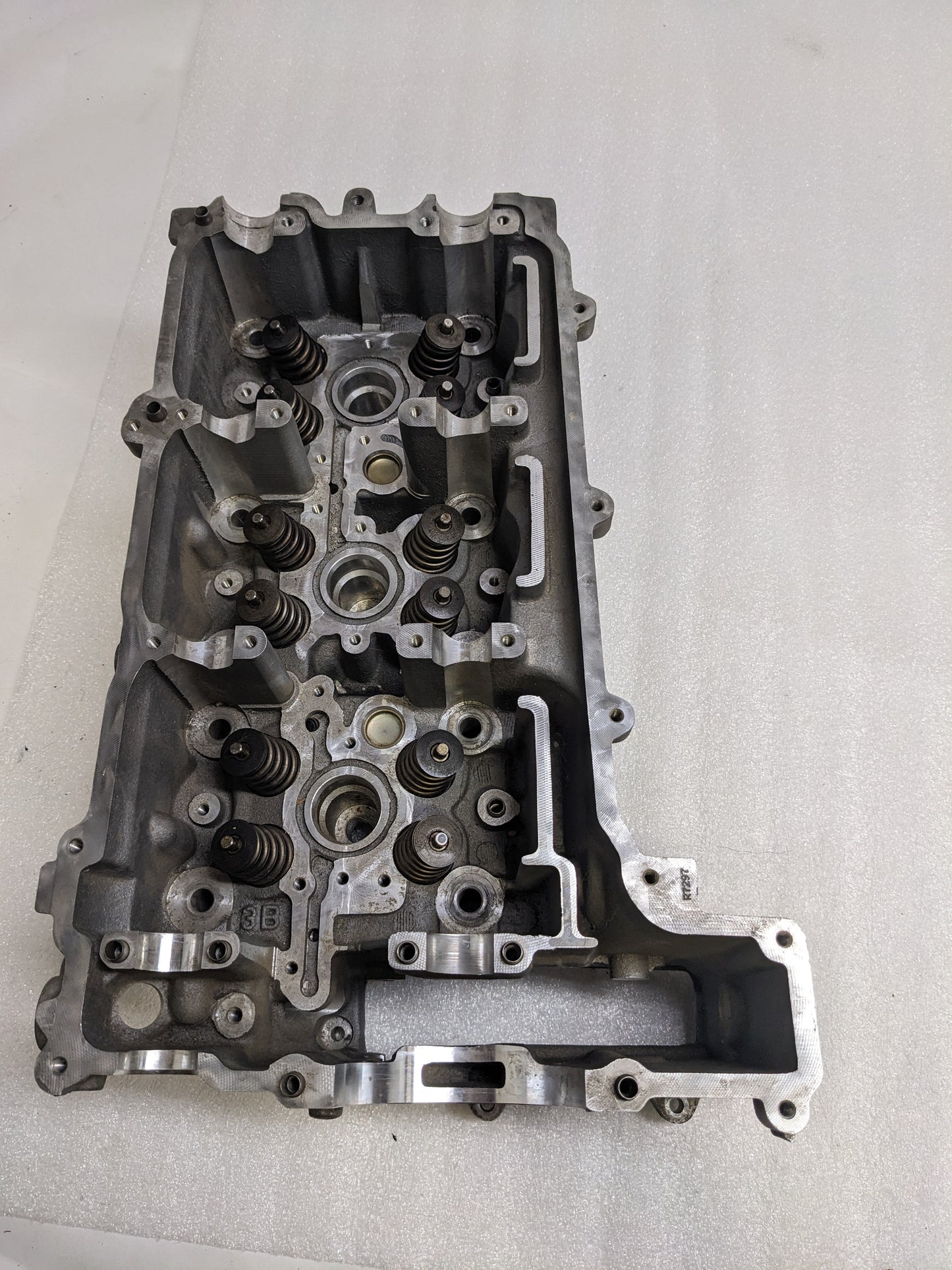 PORSCHE 9961041391R CYLINDER HEAD FOR 1997-1999 BOXSTER CONVERTIBLE NEW B2
