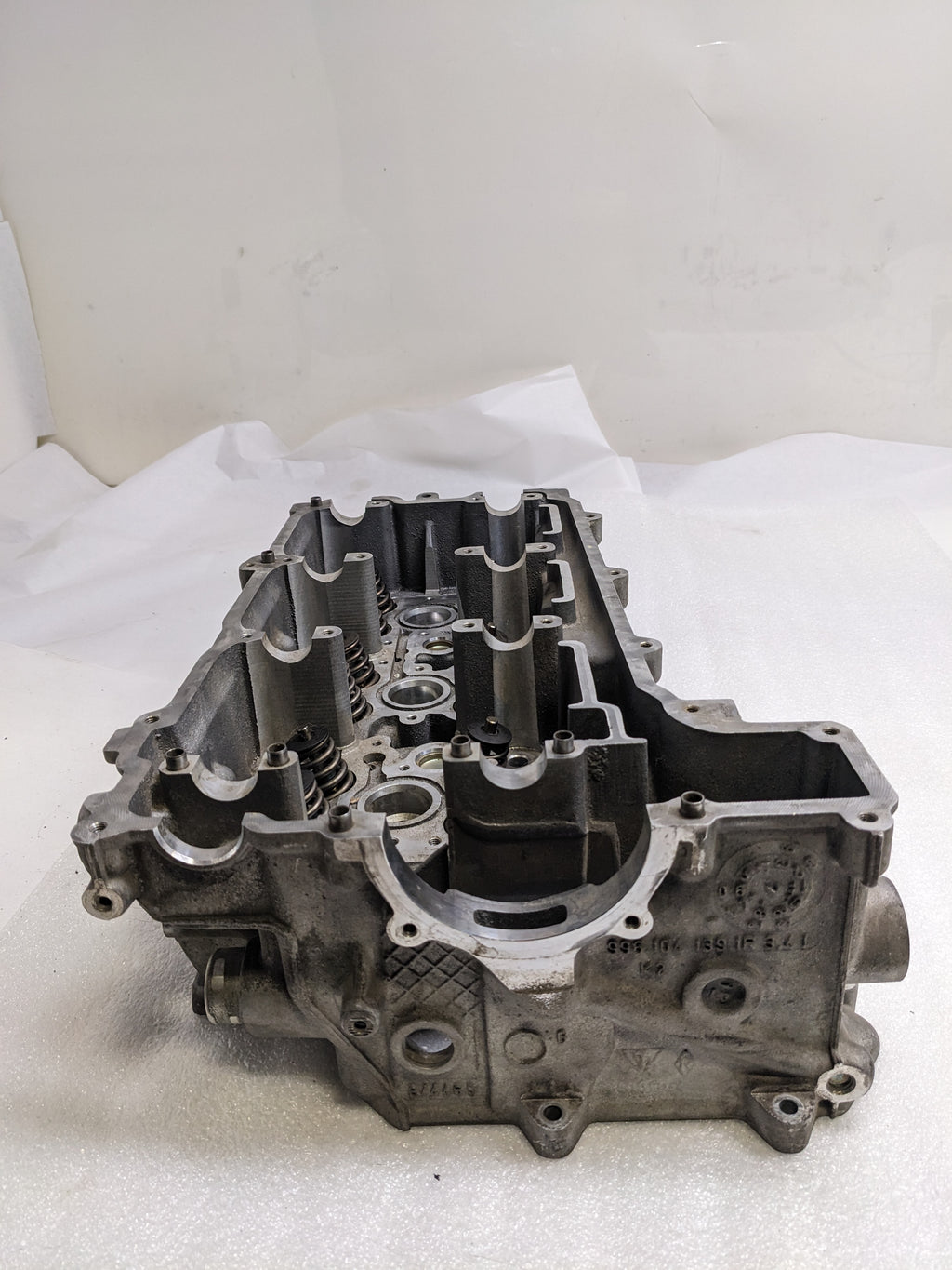PORSCHE 9961041391R CYLINDER HEAD FOR 1997-1999 BOXSTER CONVERTIBLE NEW B2