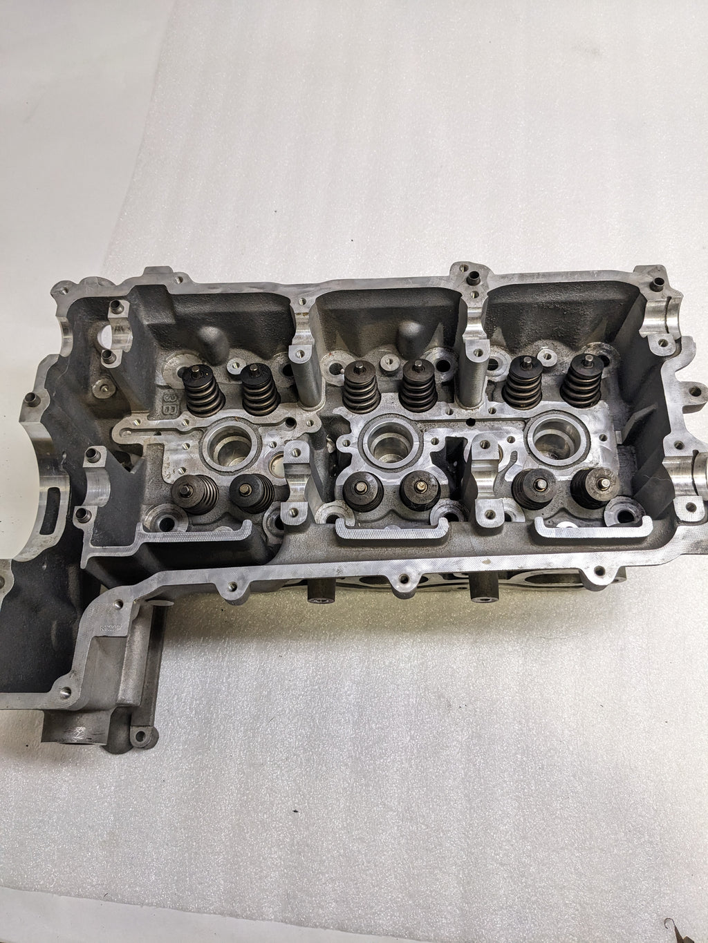 PORSCHE 9961041391R CYLINDER HEAD FOR 1997-1999 BOXSTER CONVERTIBLE NEW B2