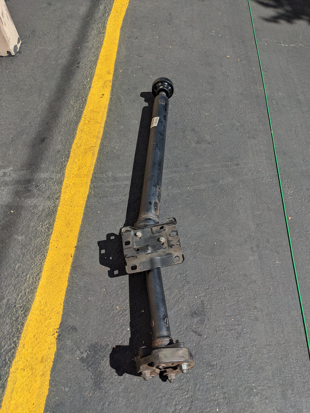 VOLKSWAGEN 7L0521102D REAR DRIVE SHAFT FOR TOUAREG 2004-2010 NEW SR