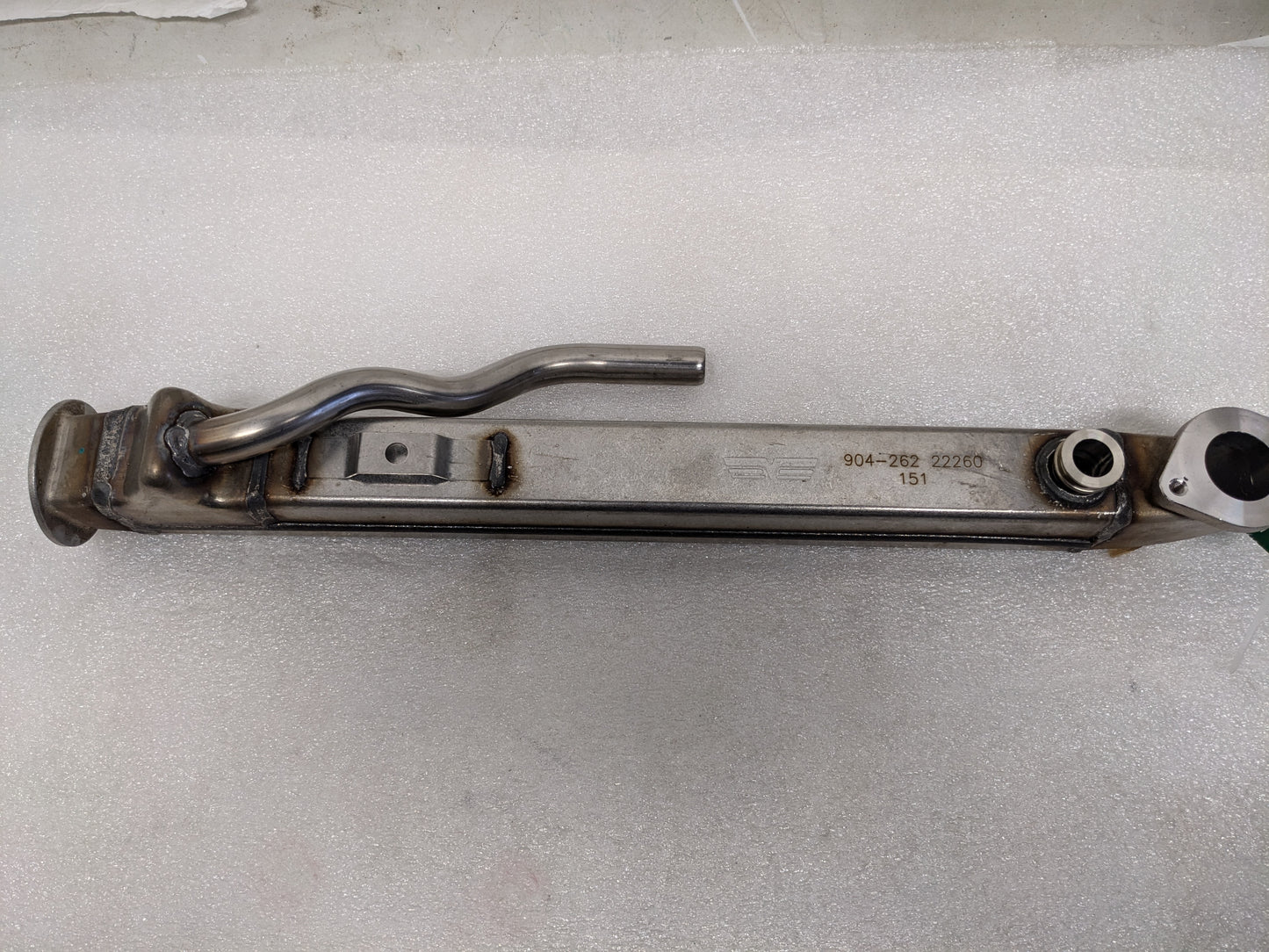 DORMAN 904-262 EXHAUST GAS RECIRCULATION COOLER KIT R18