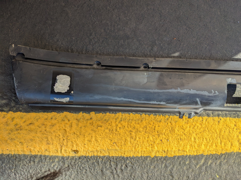 PORSCHE 91155904800  PASSENGER SIDE ROCKER PANEL FOR 1974-1989 911 G NEW SR