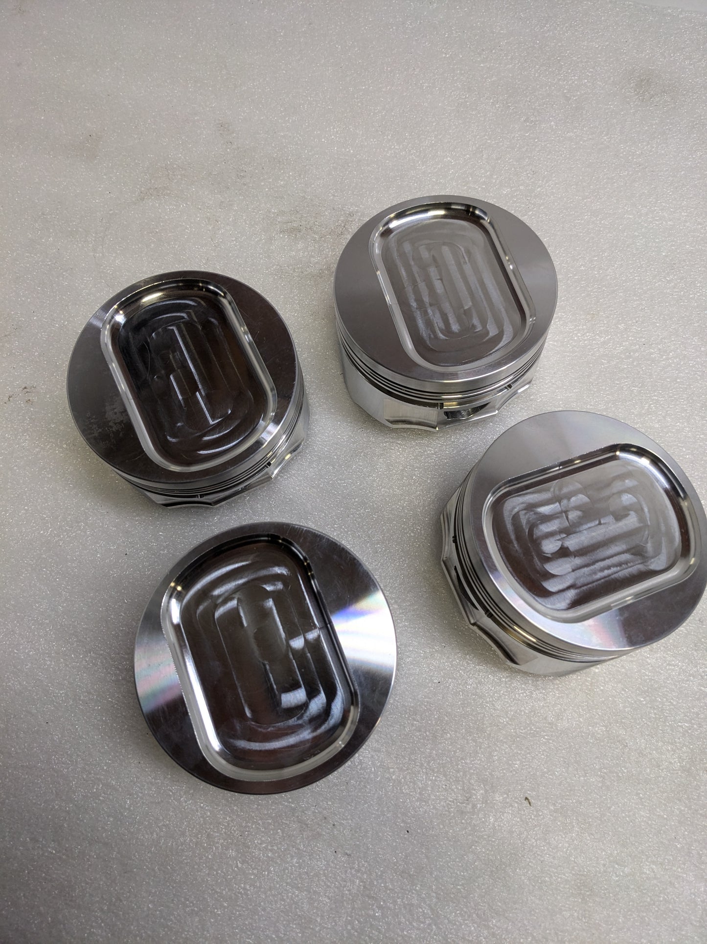 ROSS RACING PISTONS 73747 SET OF 4 PISTONS FOR PORSCHE NEW SR