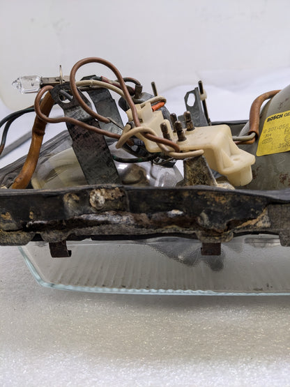 BOSCH 0301056107 LEFT HEADLIGHT HOUSING FOR 1972-1980 MERCEDES-BENZ S-CLASS W116 USED SRI