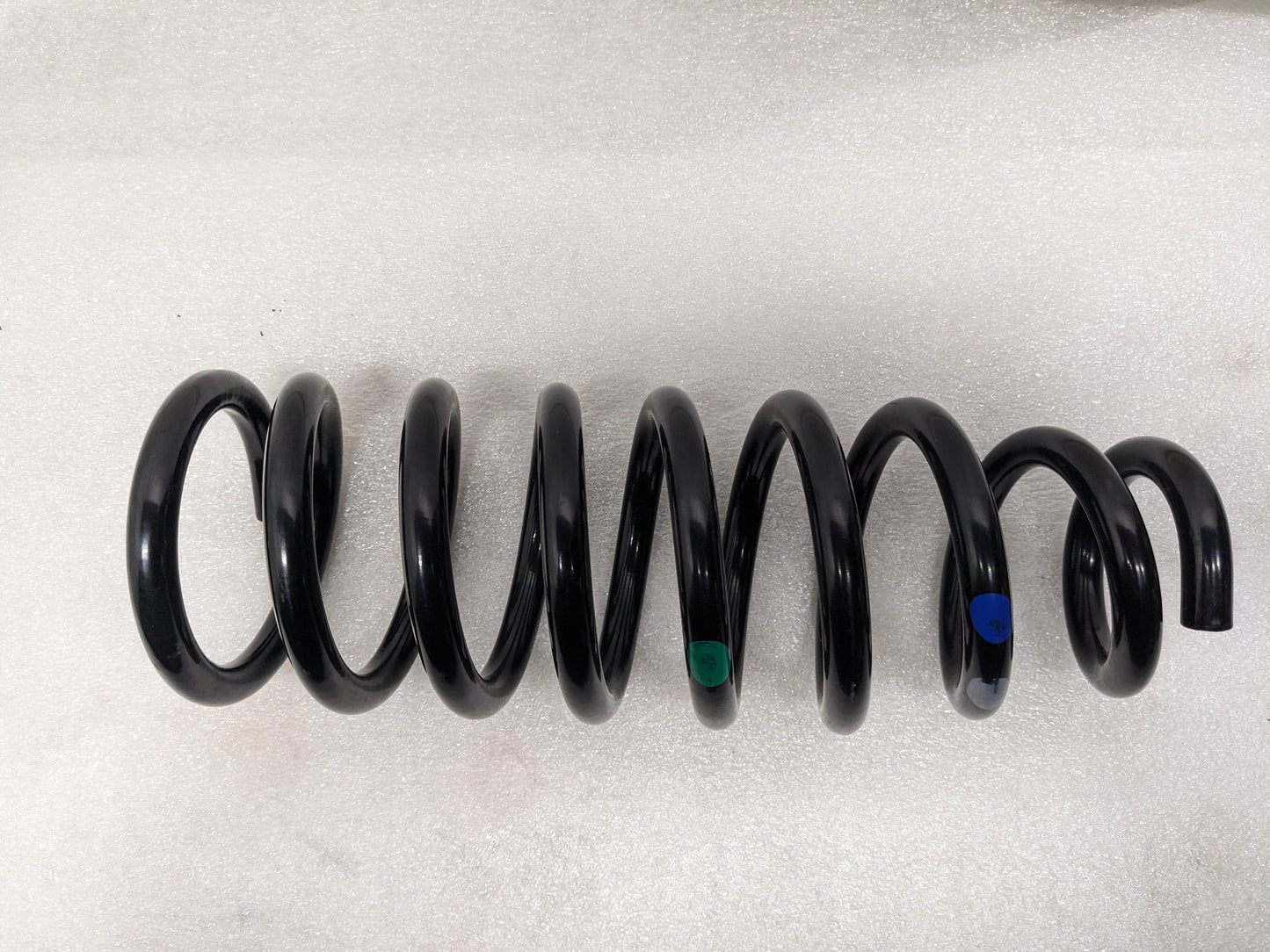 UNBRANDED COIL SPRING 13.5"X4.75" BLACK NEW R6TD