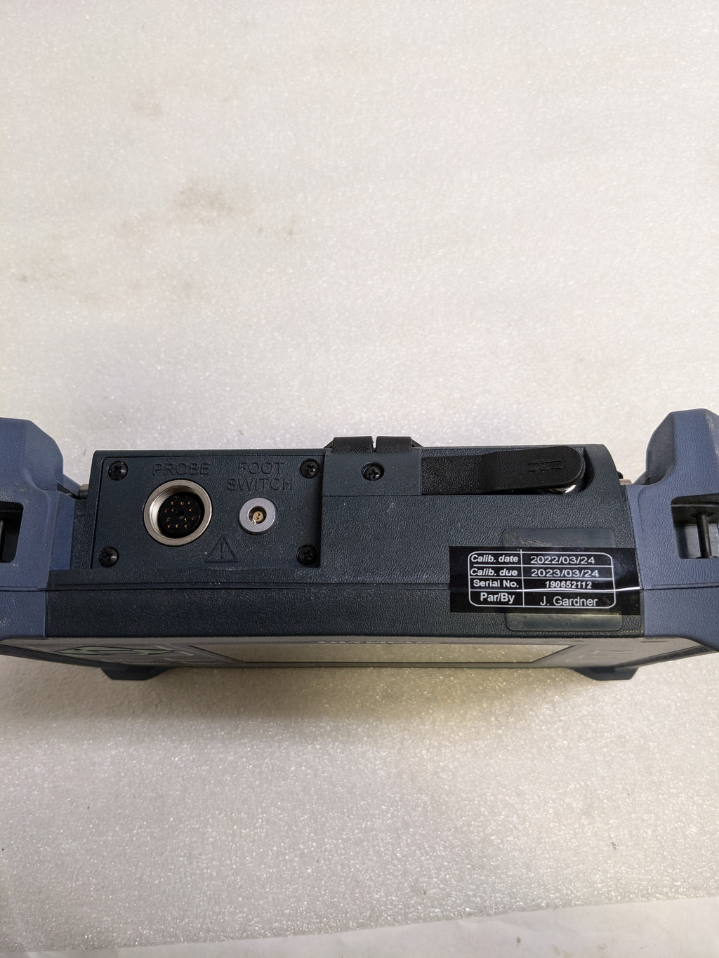OLYMPUS U8240056 MAGNA-MIKE 8600 THICKNESS AND FLAW INSPECTION SOLUTIONS USED SR
