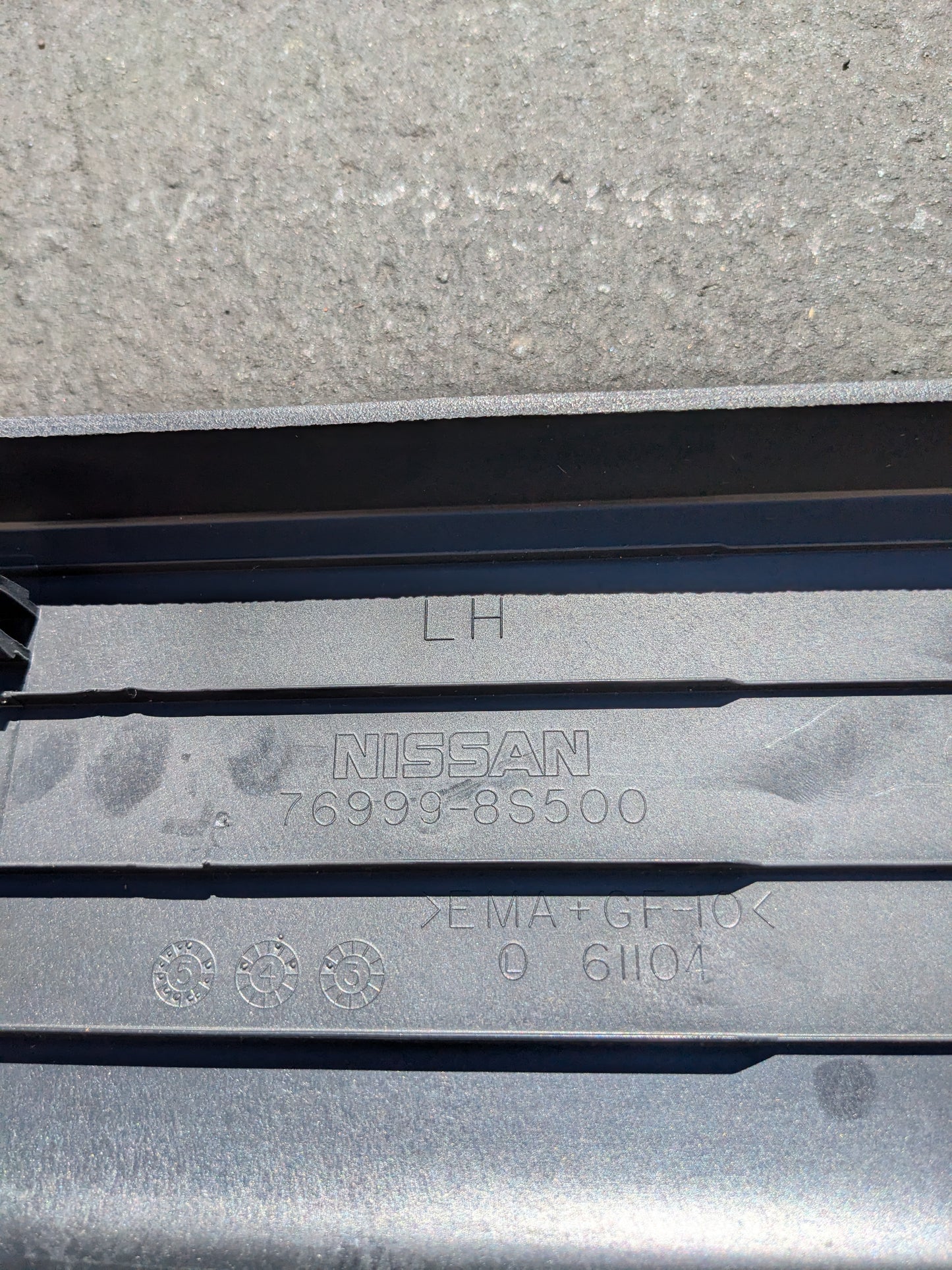 NISSAN 76999-8S500 LEFT UPPER CAP FOR 2004-2015 NISSAN TITAN NEW SR