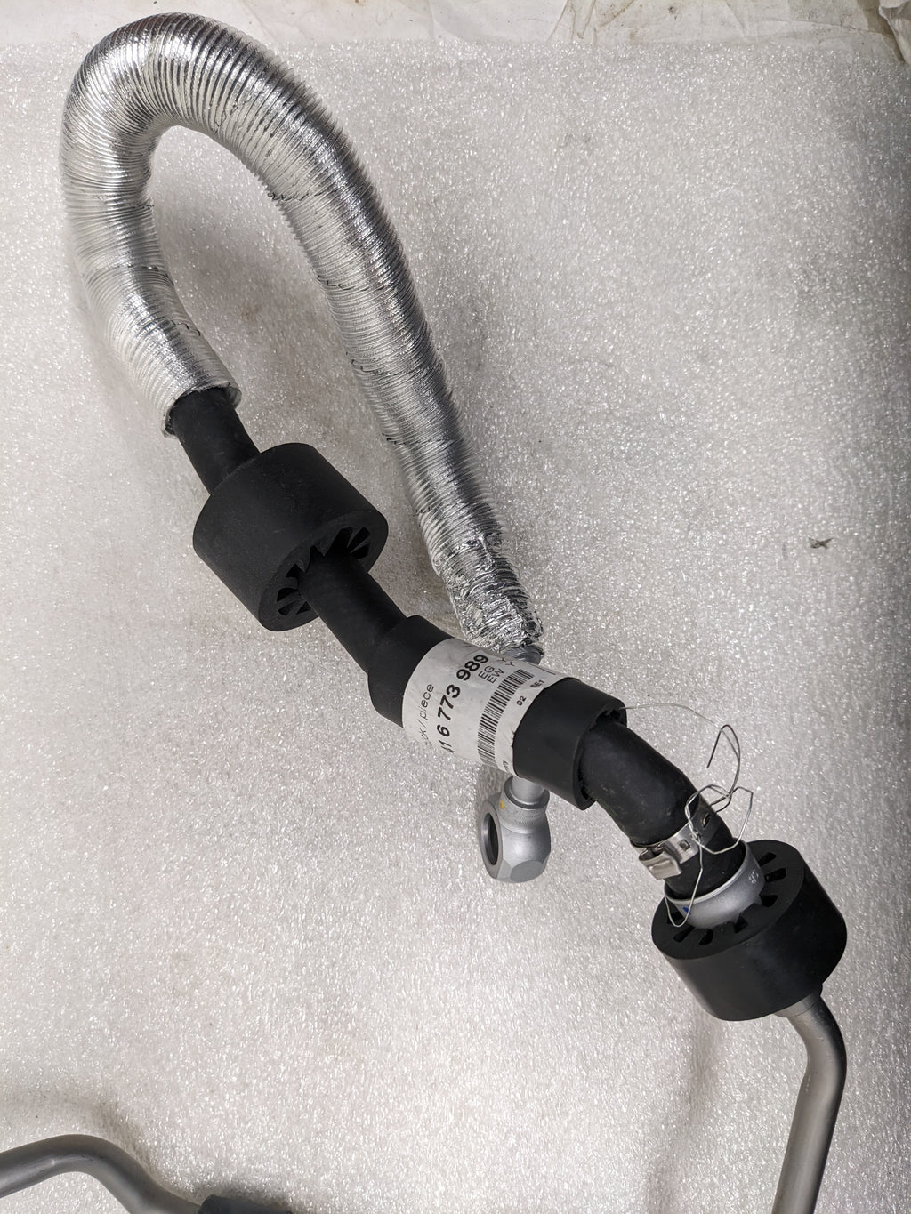 BMW 32416773989 POWER STEERING RETURN HOSE FITS 2008 550i BMW R25T2
