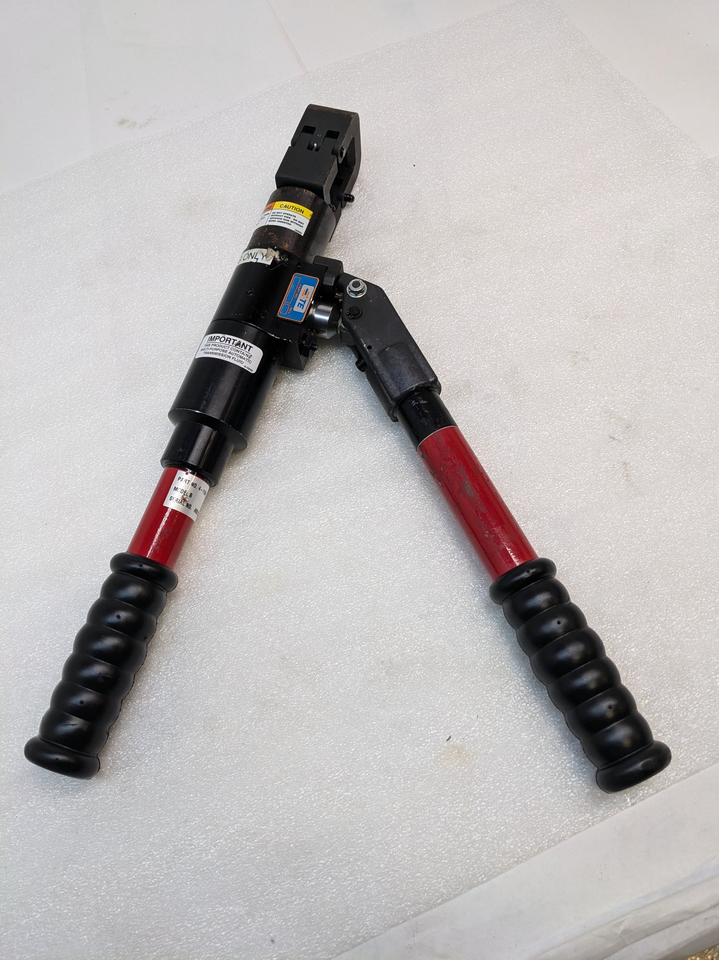 TE CONNECTIVITY 59974-1  8,200 PSI HYDRAULIC HAND CRIMPING USED SR
