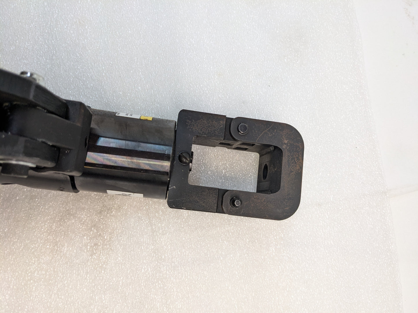TE CONNECTIVITY 59974-1  8,200 PSI HYDRAULIC HAND CRIMPING USED SR