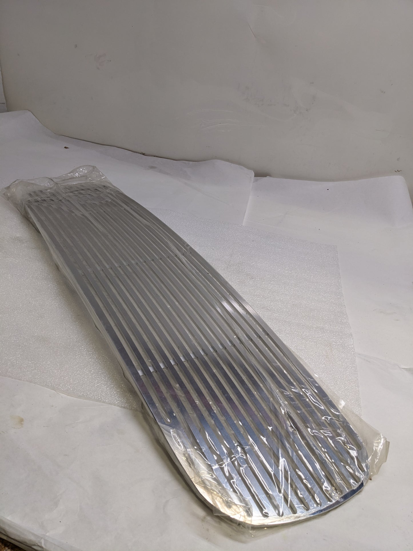 PUTCO 92102 LIQUID BILLET GRILLE W/OUT LOGO CUTOUT FOR 1999-2002 GMC SIERRA AND 2000-UP YUKON NEW SR