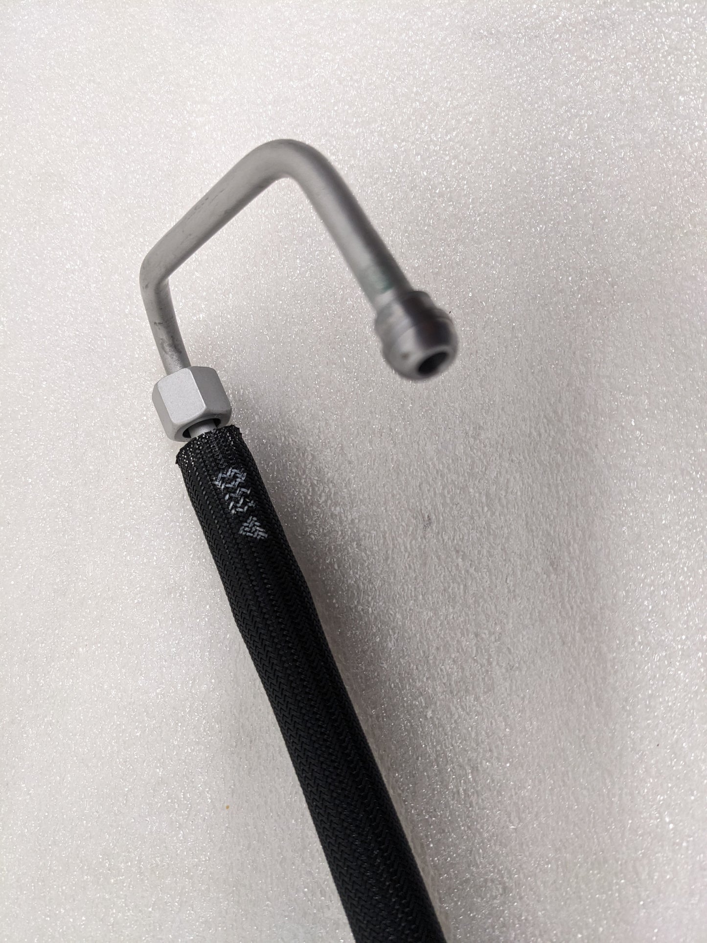 BMW 32416781781 POWER STEERING PRESSURE HOSE (550i 650i) R25T2