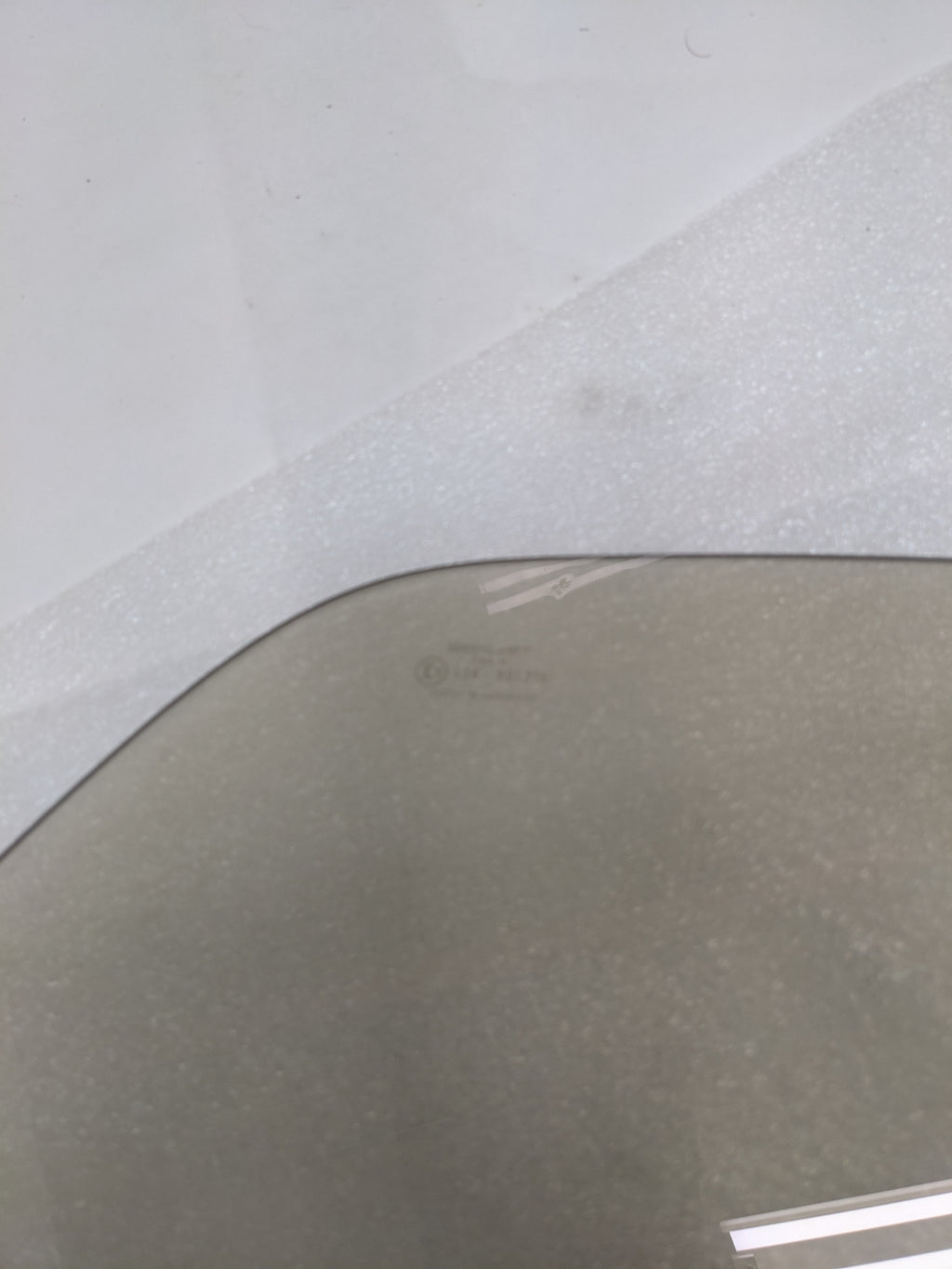 SEKURIT PASSENGER SIDE DOOR WINDOW GLASS FOR 1978-1995 PORSCHE 928 USED #1 SR