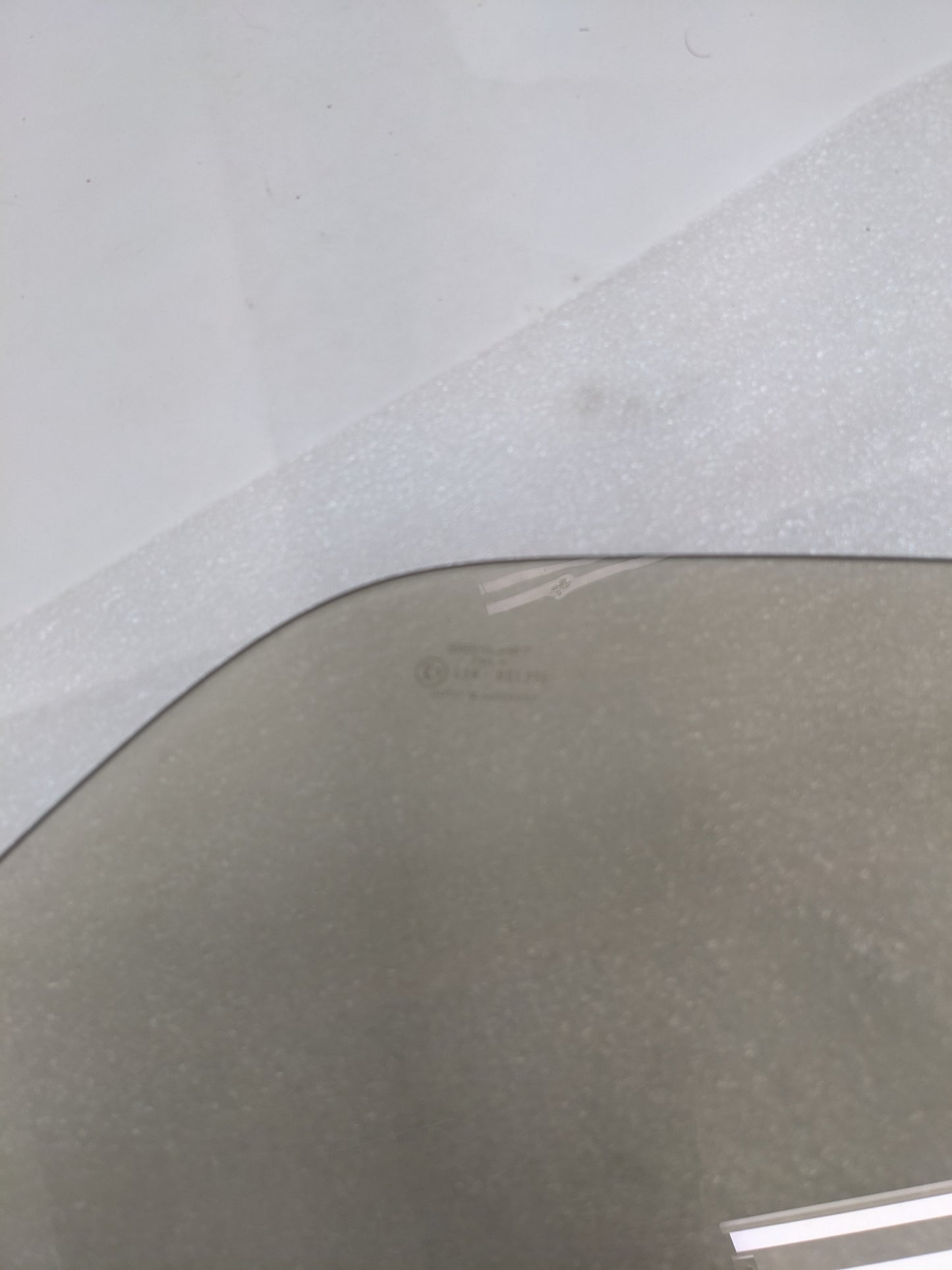 SEKURIT PASSENGER SIDE DOOR WINDOW GLASS FOR 1978-1995 PORSCHE 928 USED #1 SR