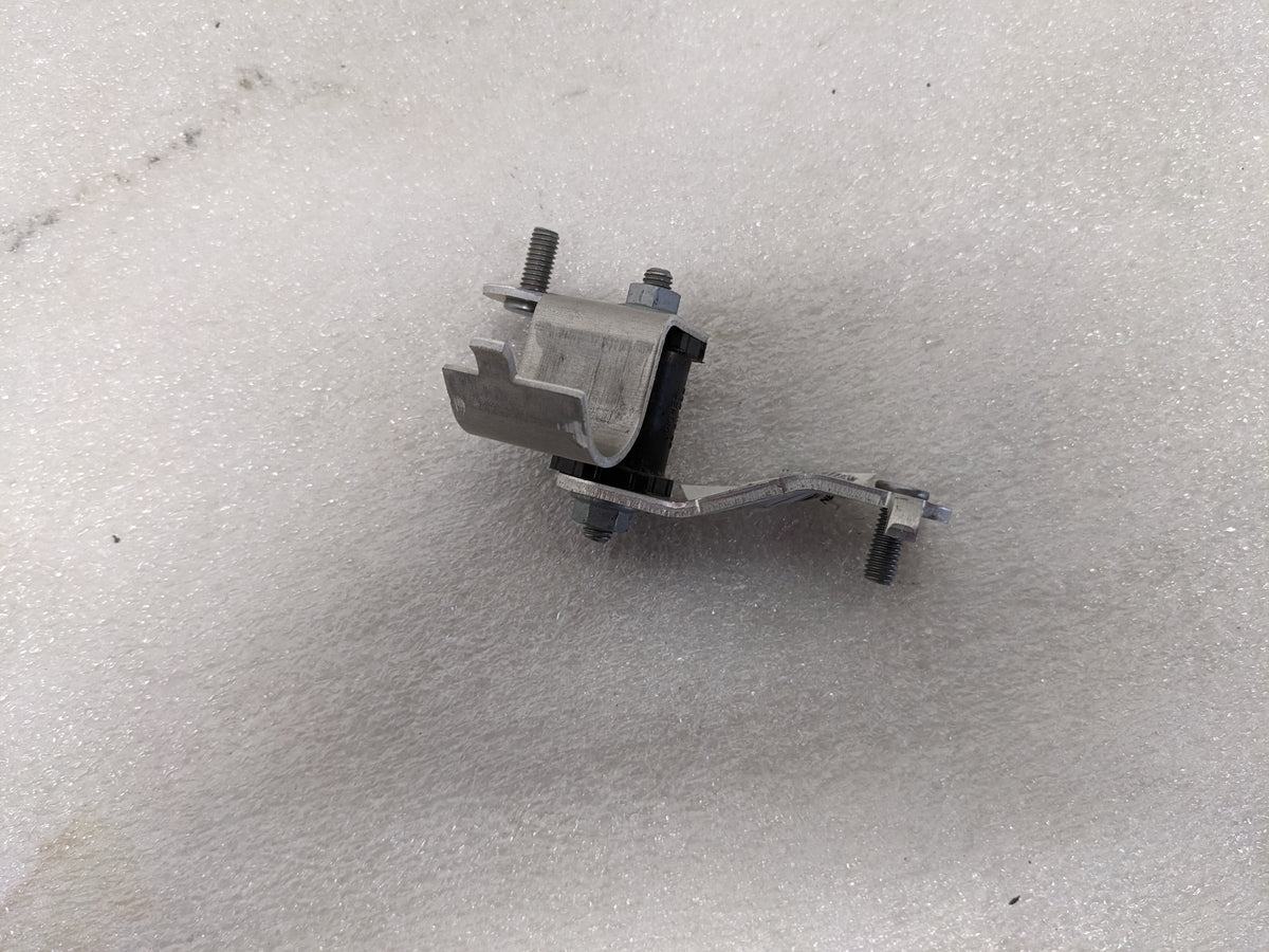 BMW 32416779942 PRESSURE HOSE HOLDER WITH RUBBER MOUNTING 2010 650i 4.8L V8-GAS NEW R25T2