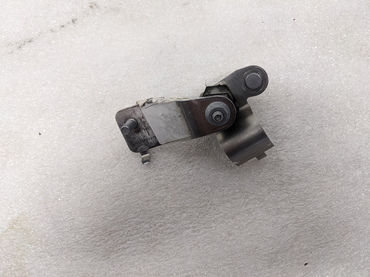 BMW 32416779942 PRESSURE HOSE HOLDER WITH RUBBER MOUNTING 2010 650i 4.8L V8-GAS NEW R25T2