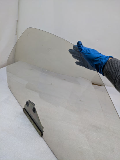 SEKURIT PASSENGER SIDE DOOR WINDOW GLASS FOR 1978-1995 PORSCHE 928 USED #2 SR