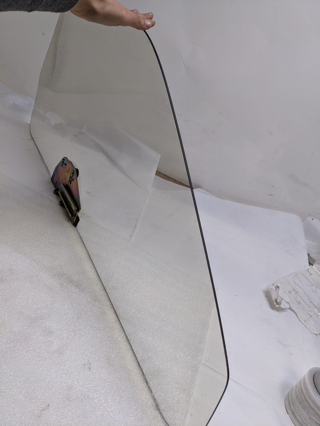 SEKURIT DRIVER SIDE DOOR WINDOW GLASS FOR 1978-1995 PORSCHE 928 USED SR