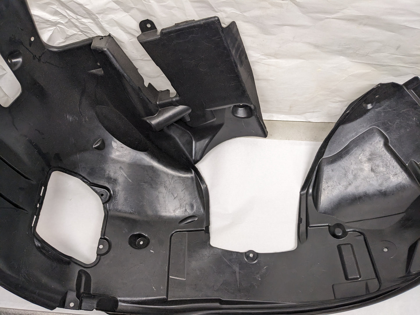 BMW 51717009716 FENDER LINER FRONT RIGHT 645Ci 2004-2005 AND 650i 2006-2007 NEW R24