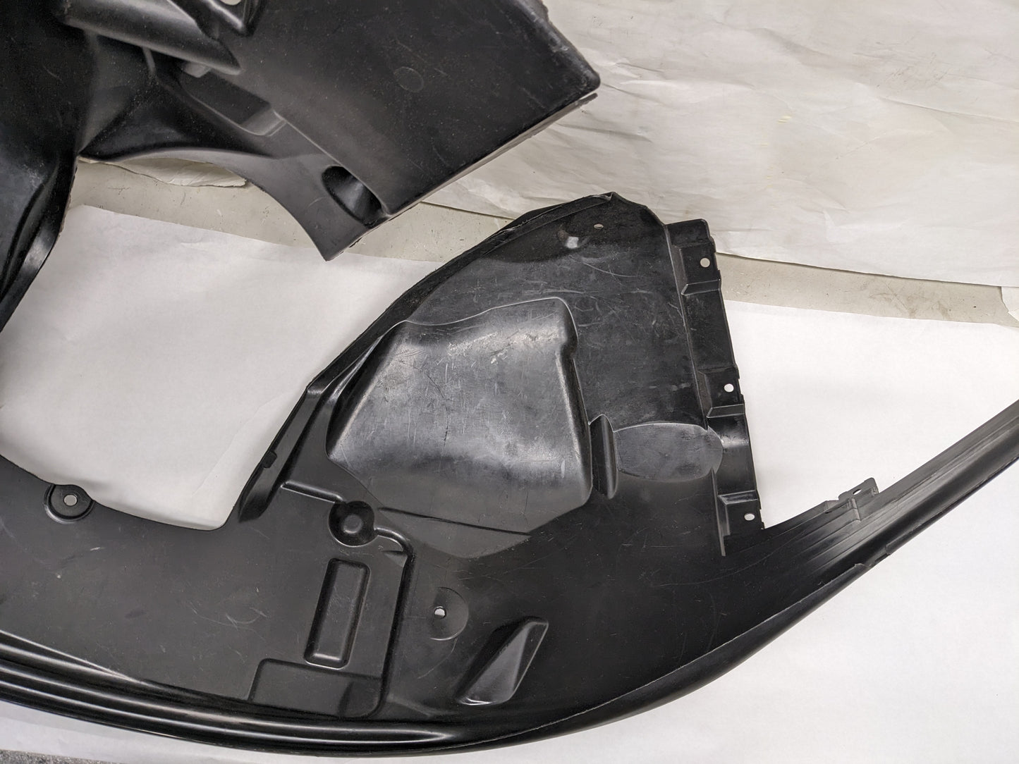 BMW 51717009716 FENDER LINER FRONT RIGHT 645Ci 2004-2005 AND 650i 2006-2007 NEW R24