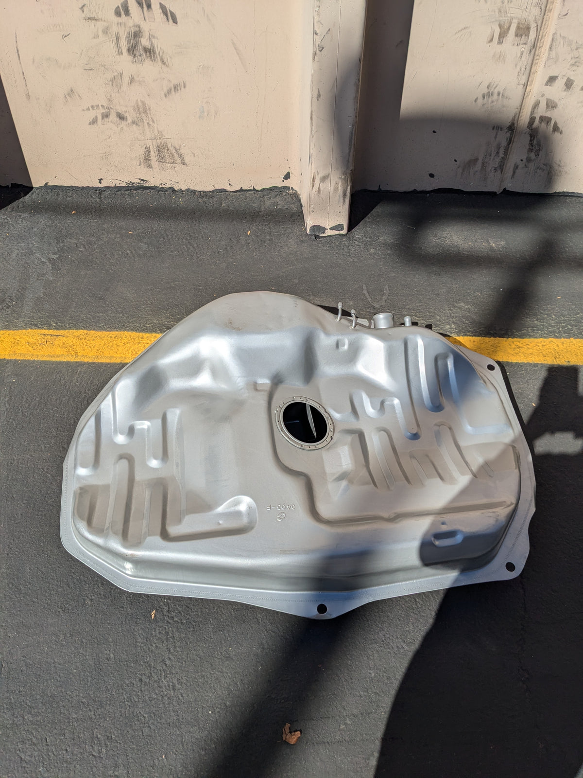 JC WHITNEY M670103 FUEL TANK 16 GALLONS FOR 1989-1992 FORD PROBE NEW B2