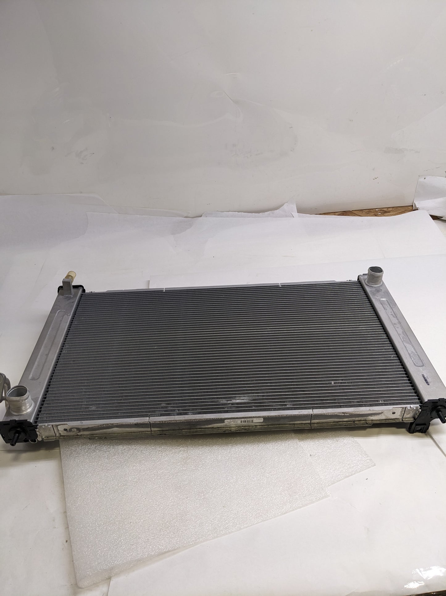 NISSAN 21400-JA800 RADIATOR ASSEMBLY FOR 2007-2011 NISSAN ALTIMA NEW SR