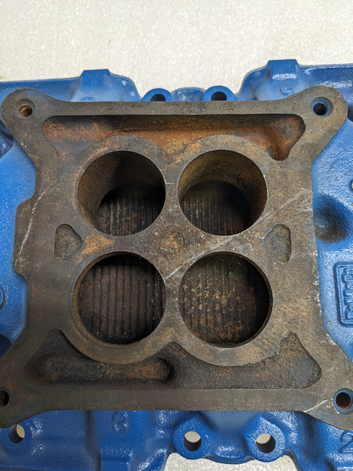 FORD C50E9425C INTAKE MANIFOLD 4 BARREL FOR 1965 FORD MUSTANG USED R10