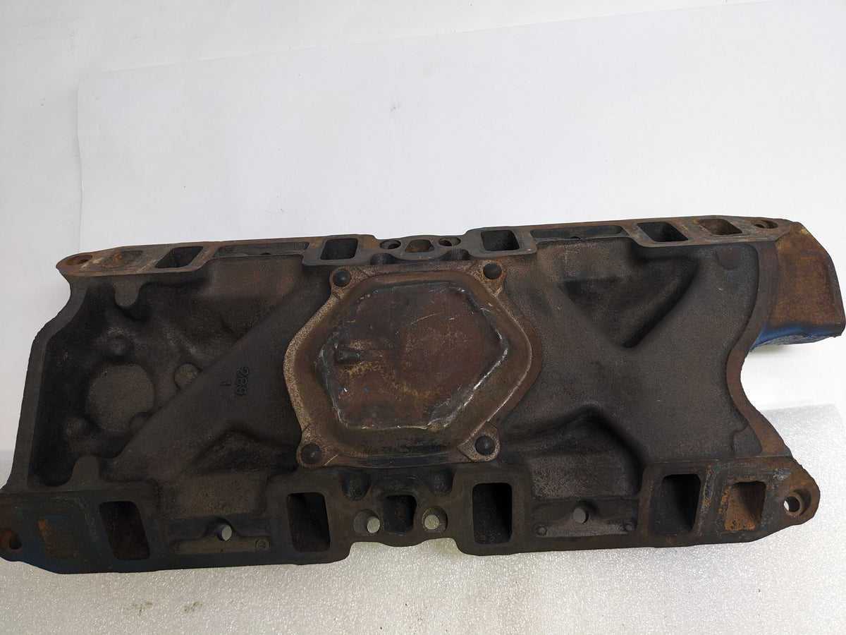 FORD C50E9425C INTAKE MANIFOLD 4 BARREL FOR 1965 FORD MUSTANG USED R10