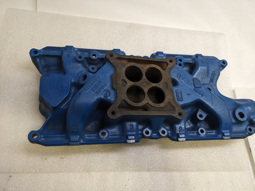 FORD C50E9425C INTAKE MANIFOLD 4 BARREL FOR 1965 FORD MUSTANG USED R10